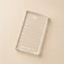 Transparent Acryl-Messblock auf Beige.webp